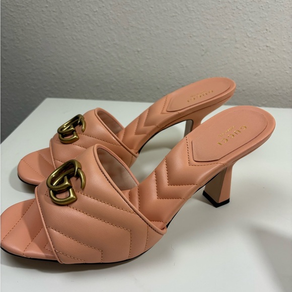 Gucci Marmont GG  logo-embellished quilted leather mules - Picture 1 of 8